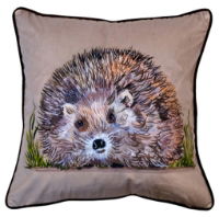 HEDGEHOG PRINT ON VELVET 45 X 45