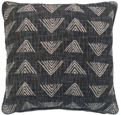 TRIANGLE PRINT ON LOOSE WEAVE BLACK 45 X 45